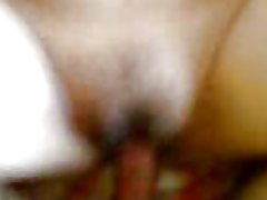 Շրի-ланкийский թամիլերեն մայրիկի կաթով ծիծիկներ