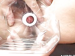 Հրաշալի ճապոնական հմայք է ստանում լցոնած շատ հաստ արհեստական