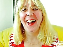 Oma (68) haarig Գեյլ blaesst und und fickt դեն Դիկ